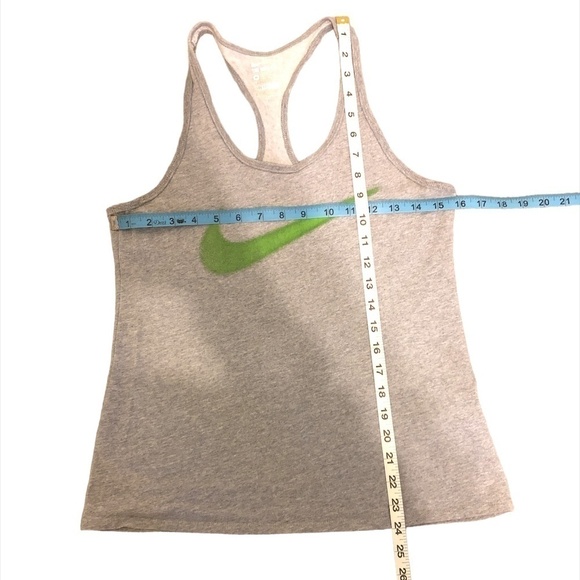 THE NIKE TEE Tank Top Women's Size Medium Gray Green Dri-Fit Athletic Cut - Picture 3 of 9